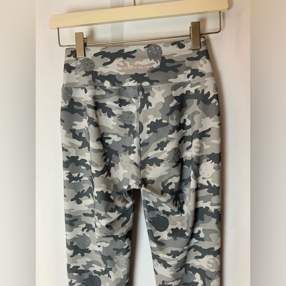 Star Wars leggings camouflage size small - Picture 9 of 10